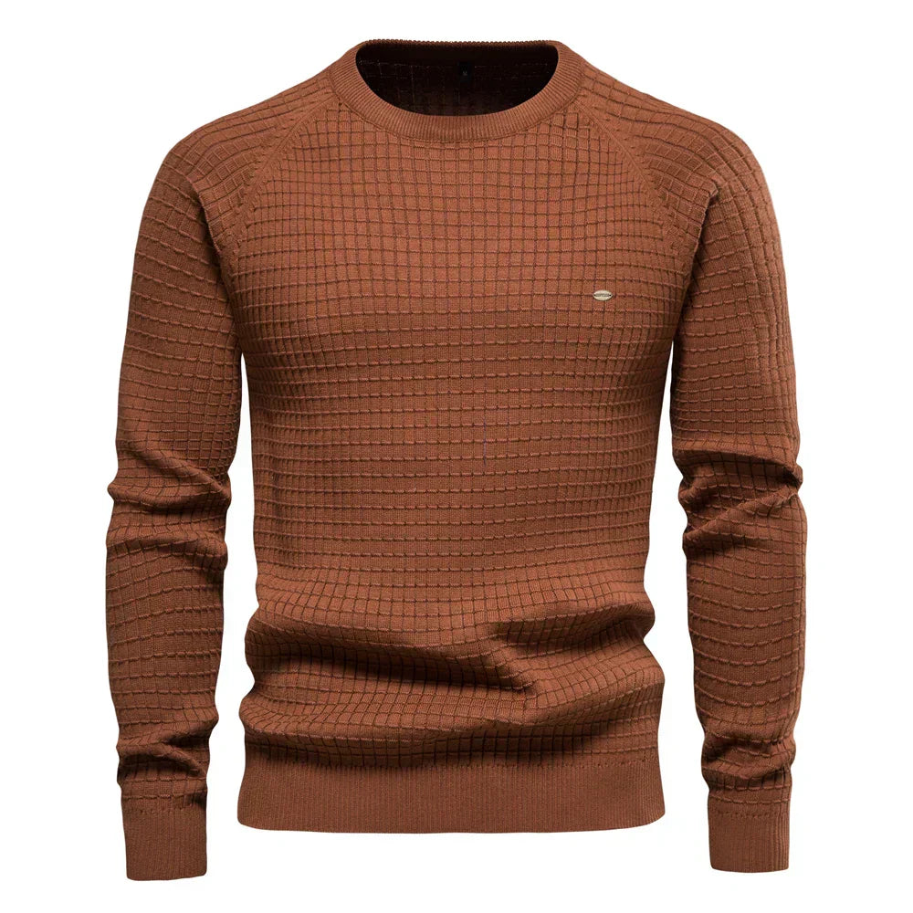 Refined Longsleeve with Diamond Pattern Elegance